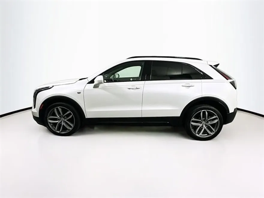 2019 Cadillac XT4 Sport photo 1