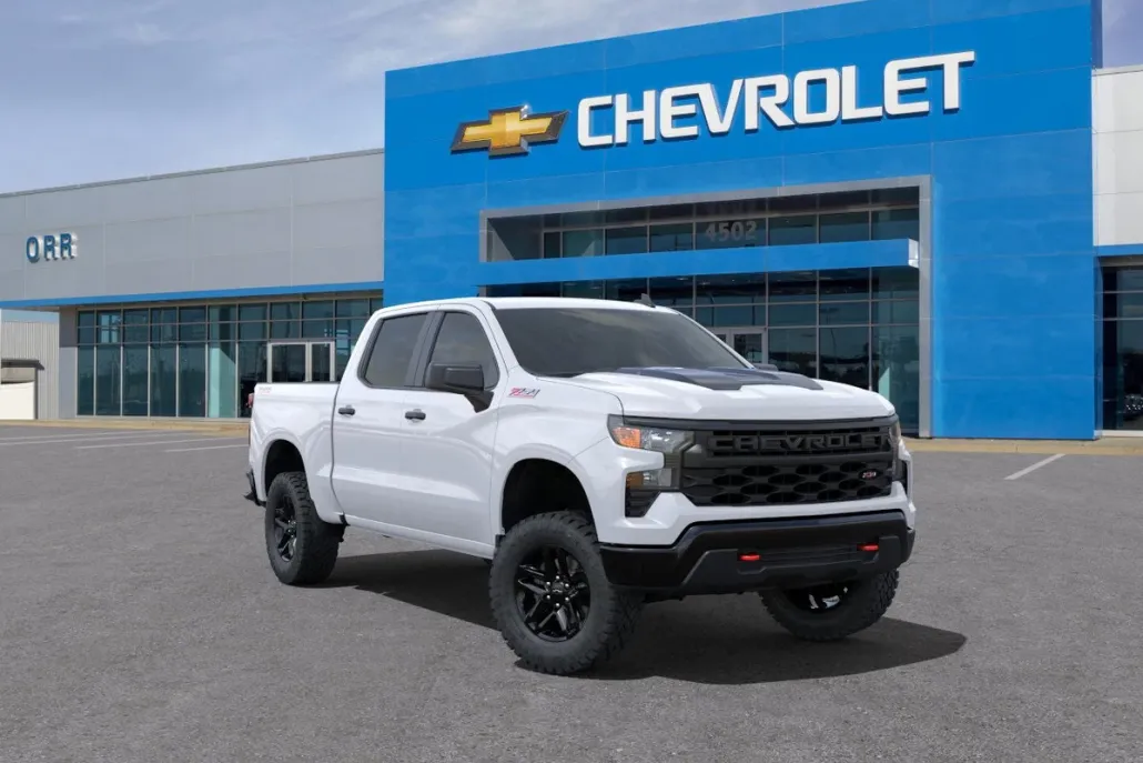 2025 Chevrolet Silverado 1500 Custom Trail Boss photo 1