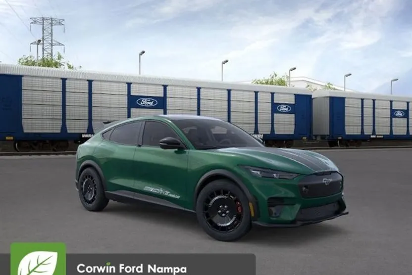 2025 Ford Mustang Mach-E GT photo 1