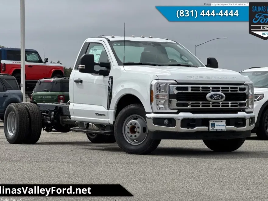 2025 Ford F-350 photo 1