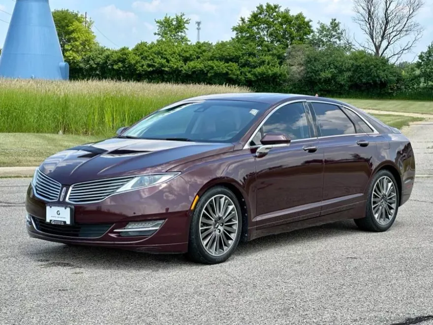 2013 Lincoln MKZ photo 1