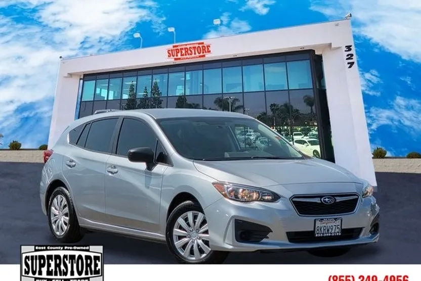 2019 Subaru Impreza 2.0i photo 1