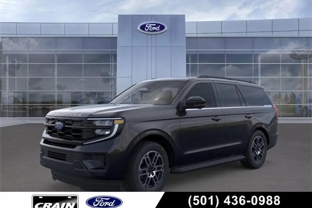 2025 Ford Expedition photo 1
