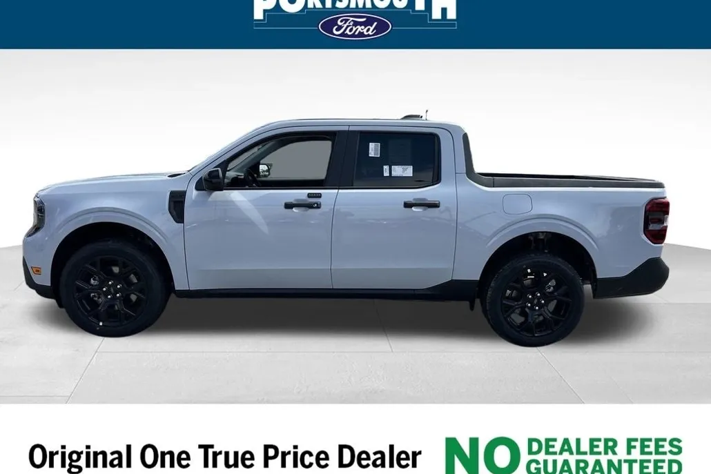2025 Ford Maverick XLT photo 1
