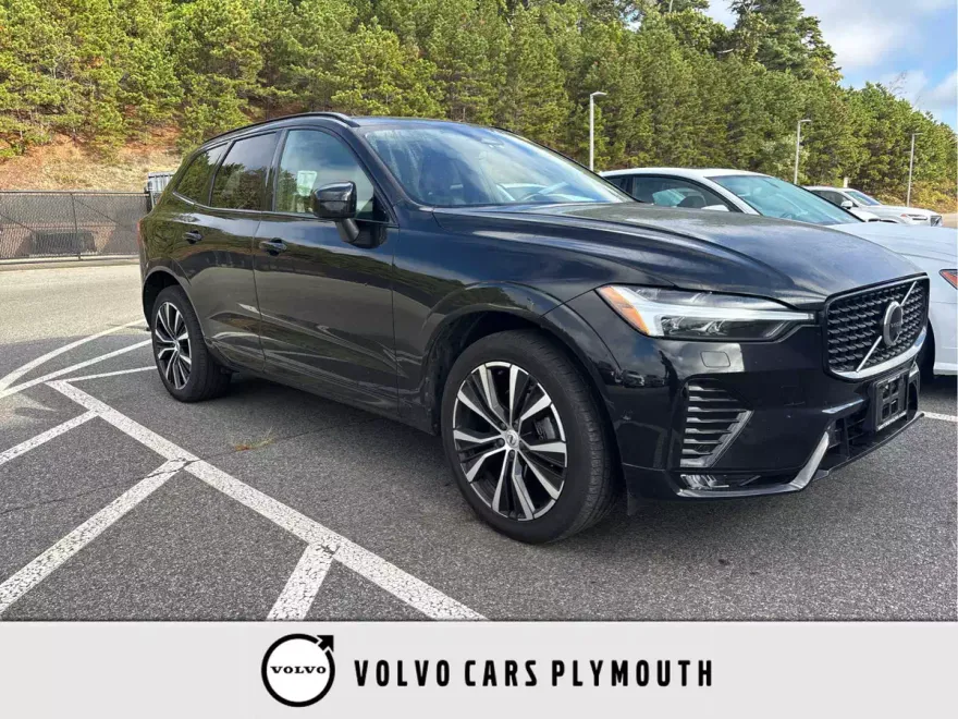 2023 Volvo XC60 B5 Plus photo 1
