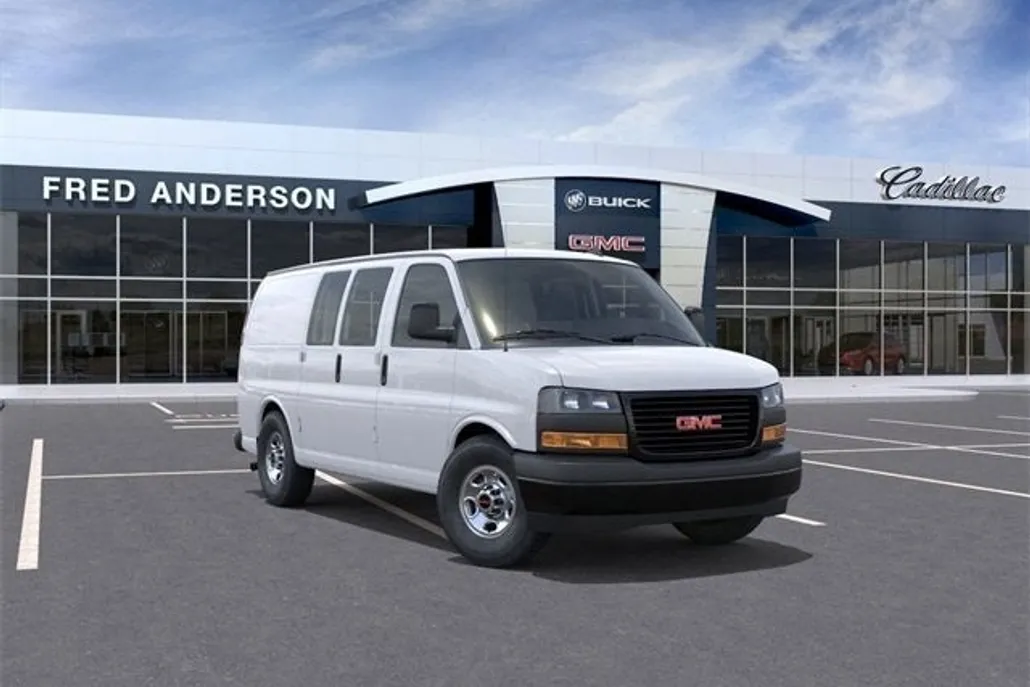 2025 Gmc Savana Cargo 2500 photo 1