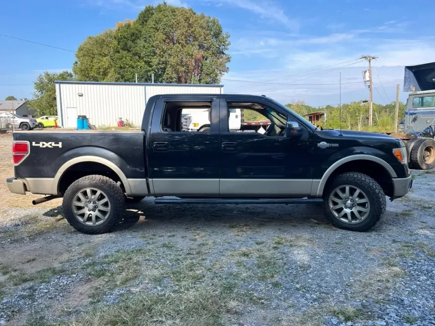 2010 Ford F-150 King Ranch photo 1
