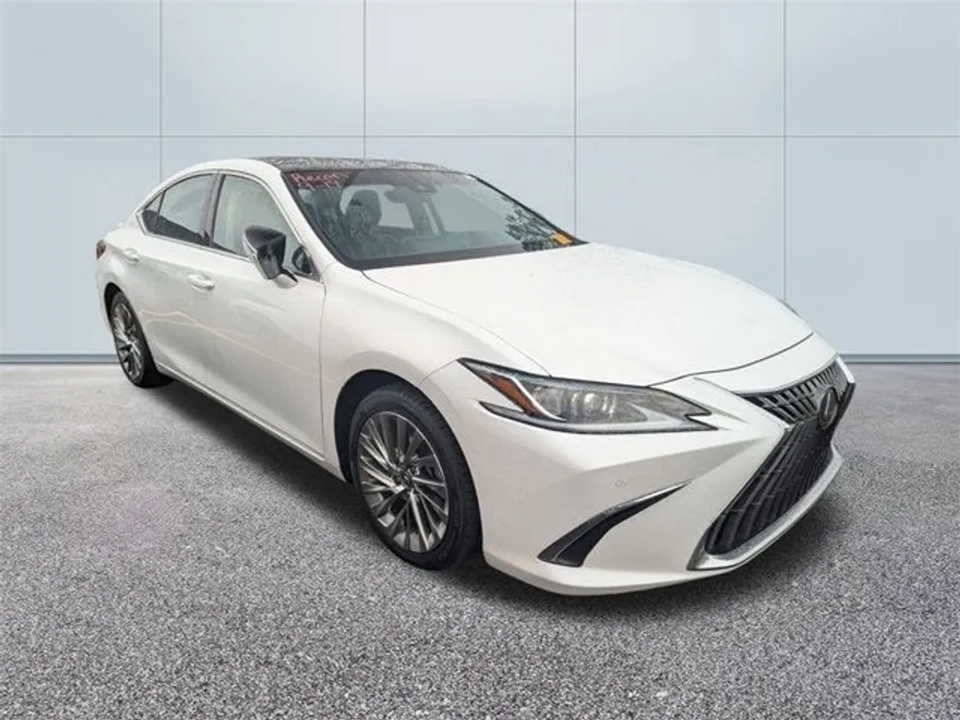2023 Lexus ES 350 Luxury photo 1
