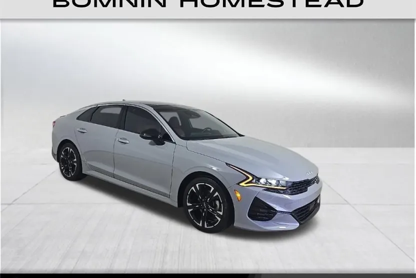 2023 Kia K5 GT-Line photo 1