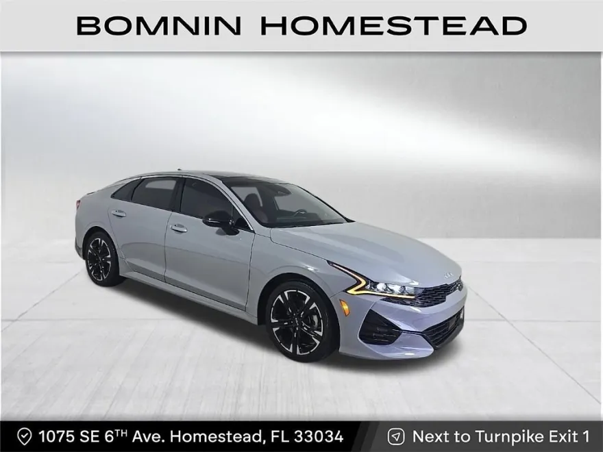 2023 Kia K5 GT-Line photo 1