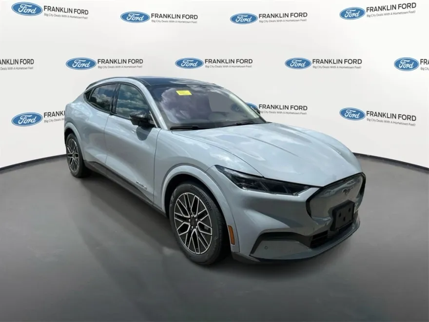 2025 Ford Mustang Mach-E Premium photo 1