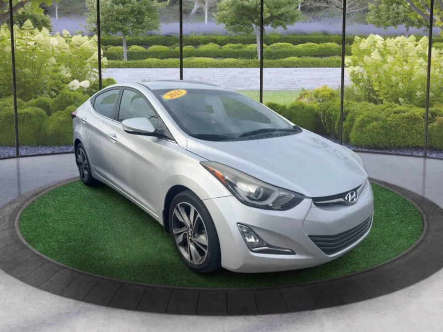 2015 Hyundai Elantra GLS photo 1