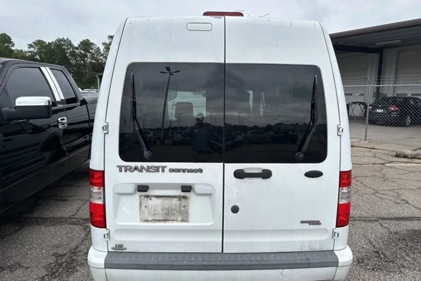 2010 Ford Transit Connect XLT photo 1