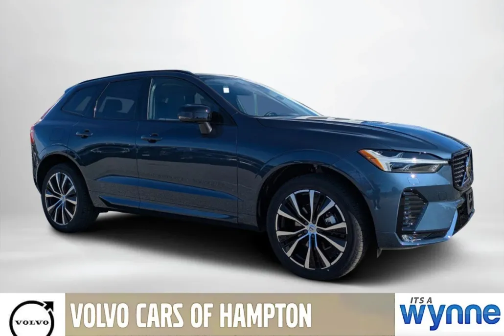 2025 Volvo XC60 B5 Plus photo 1