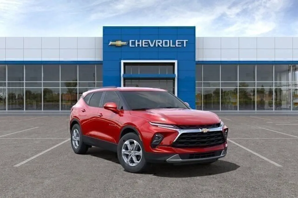 2025 Chevrolet Blazer 2LT photo 1