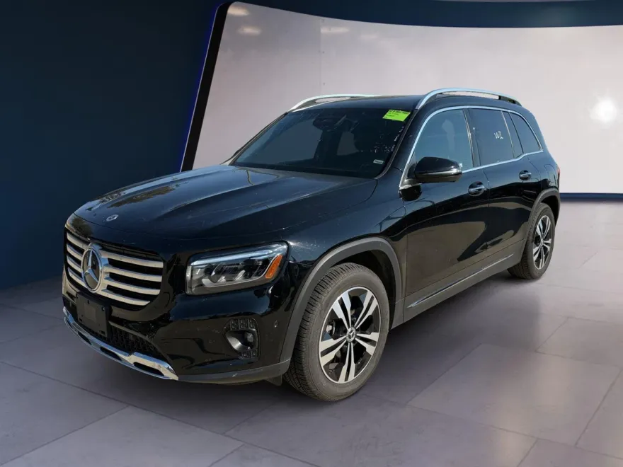 2025 Mercedes Benz GLB 250 photo 1