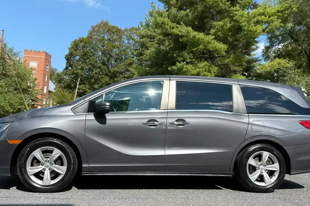 2018 Honda Odyssey EX-L photo 1