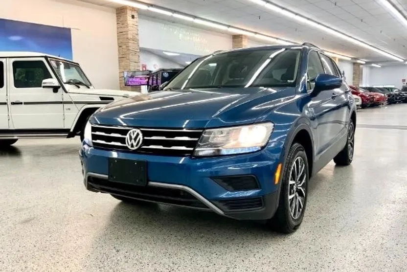 2019 Volkswagen Tiguan SE photo 1