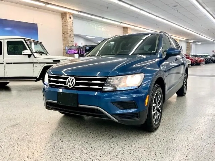 2019 Volkswagen Tiguan SE photo 1