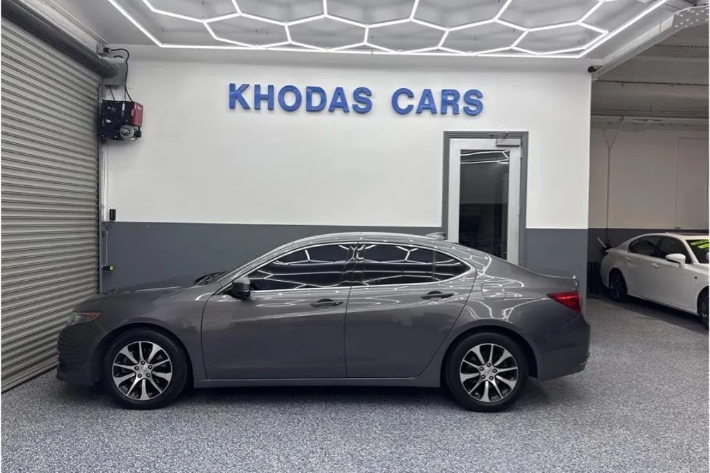 2017 Acura TLX Technology photo 1