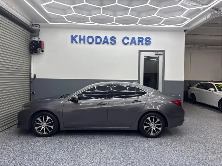 2017 Acura TLX Technology photo 1