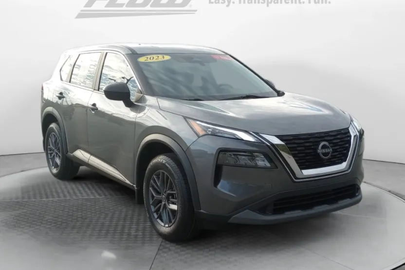 2023 Nissan Rogue S photo 1