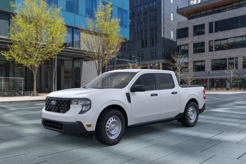 2025 Ford Maverick XL photo 1