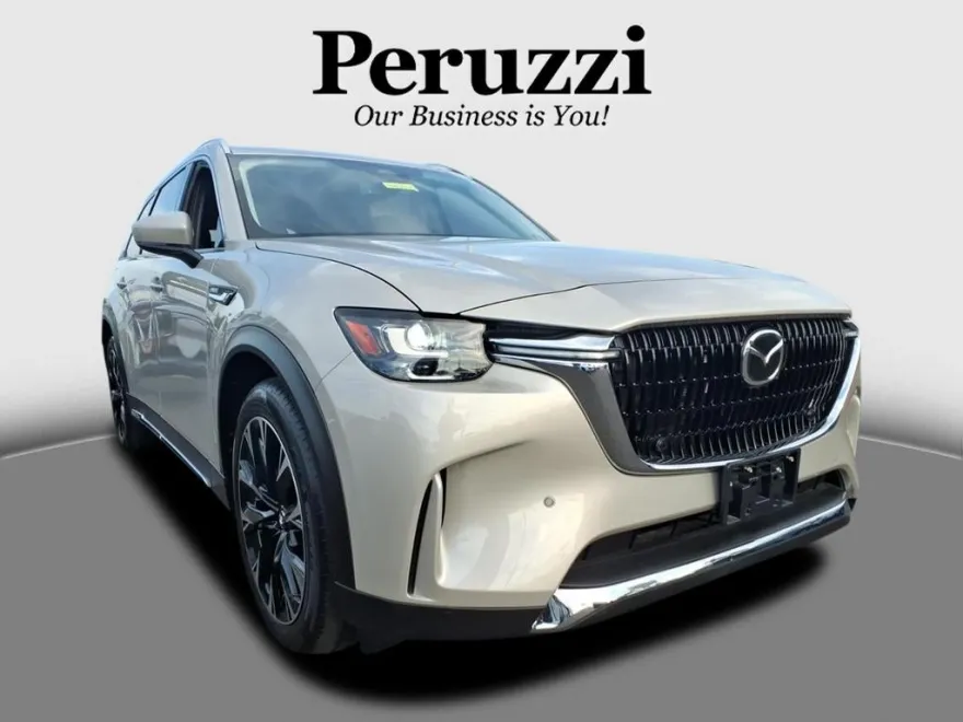 2024 Mazda CX-90 Premium photo 1