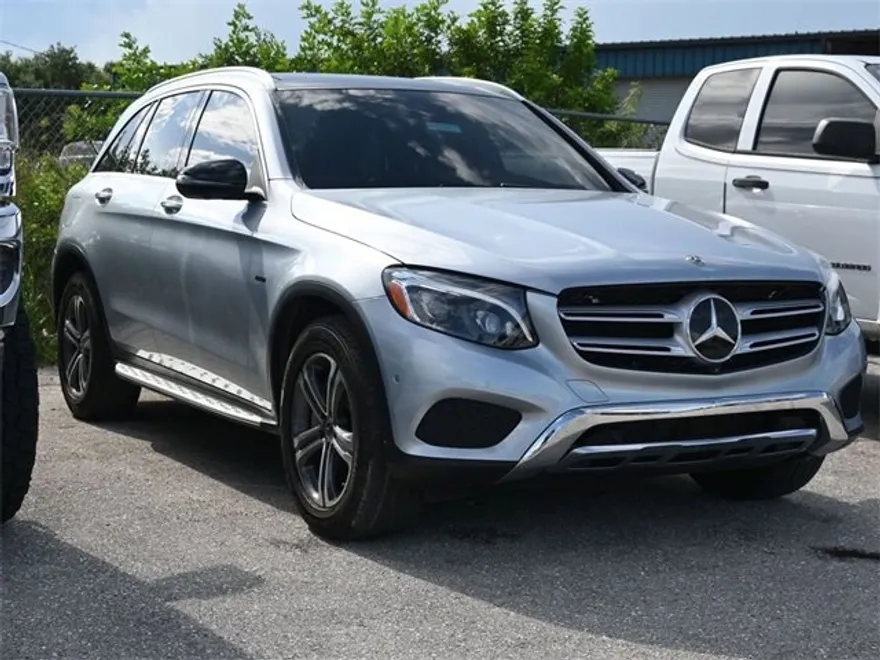 2018 Mercedes Benz GLC 350e 4MATIC photo 1