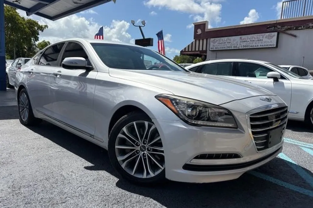 2017 Genesis G80 3.8 photo 1