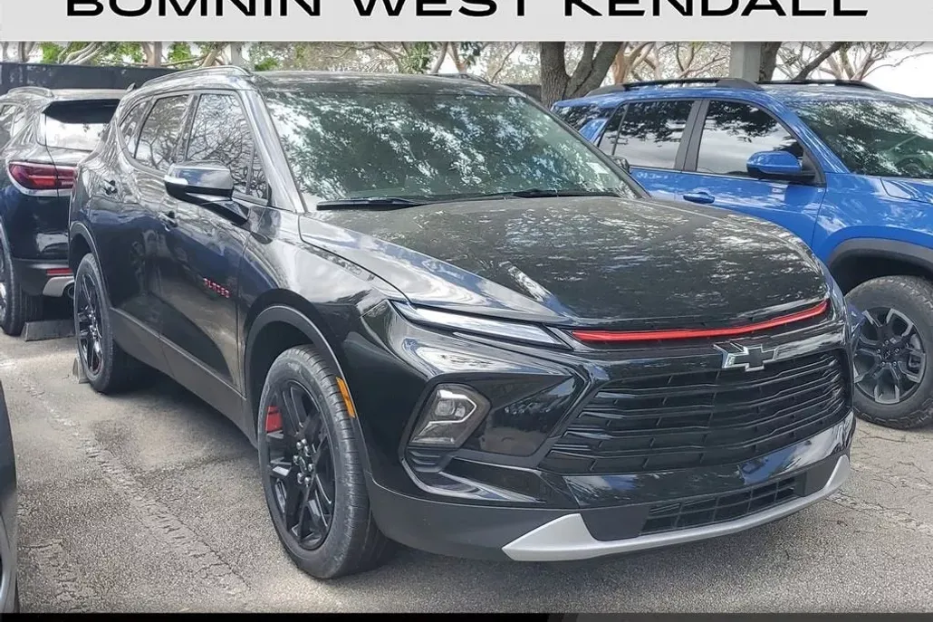 2025 Chevrolet Blazer 3LT photo 1