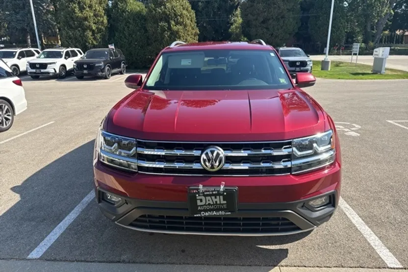 2019 Volkswagen Atlas V6 SE photo 1