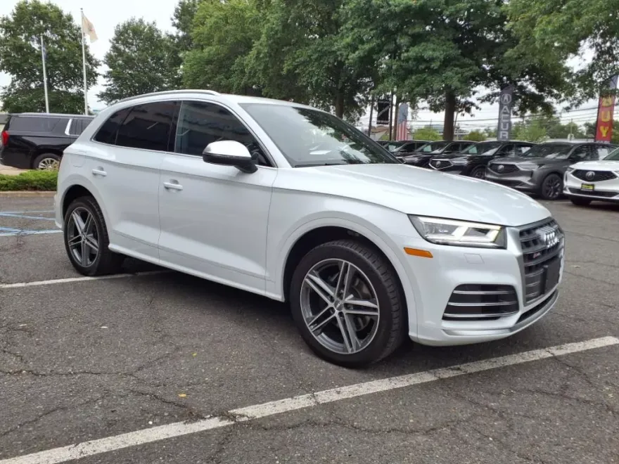 2020 Audi SQ5 Premium Plus photo 1