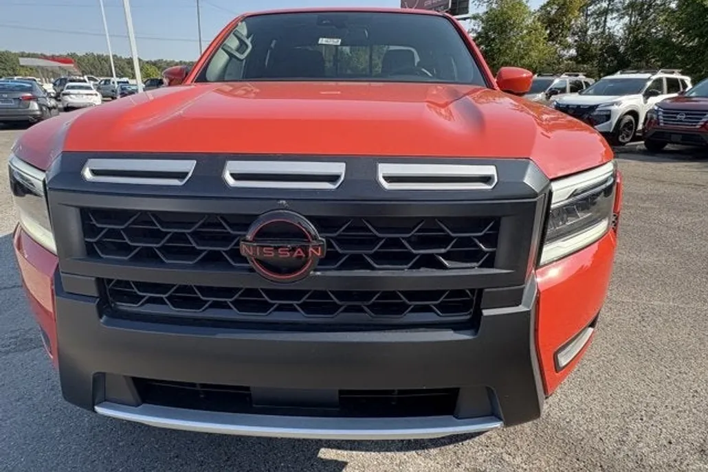 2025 Nissan Frontier PRO-4X photo 1