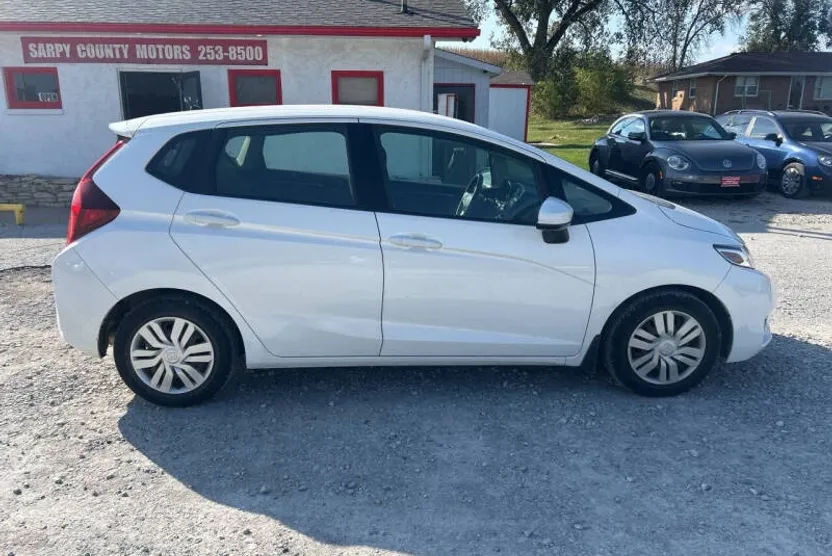 2015 Honda Fit LX photo 1