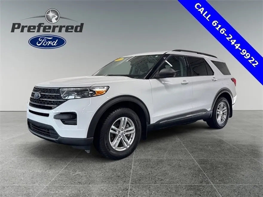 2021 Ford Explorer XLT photo 1