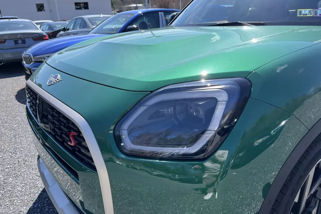 2025 Mini Cooper S ALL4 photo 1