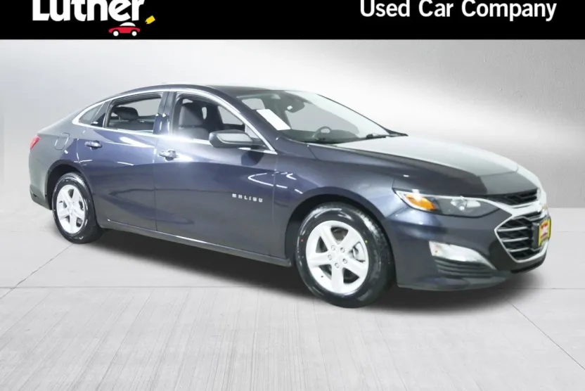 2023 Chevrolet Malibu LS photo 1