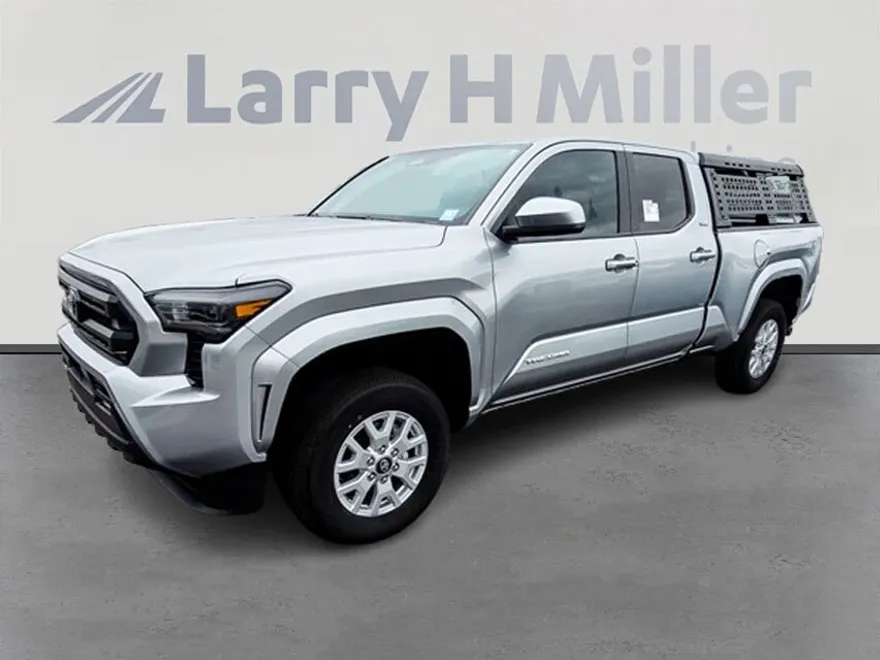 2025 Toyota Tacoma SR5 Double Cab photo 1