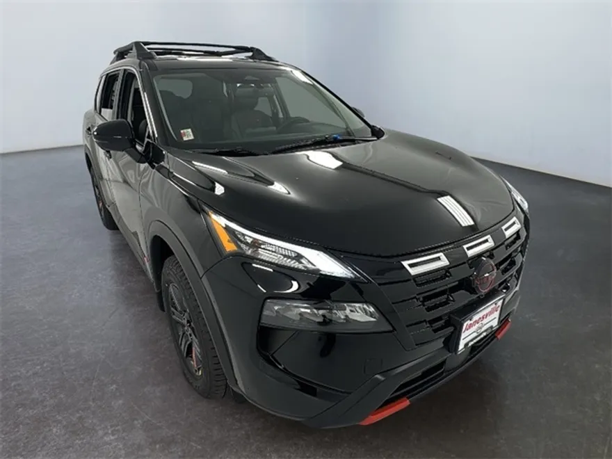 2026 Nissan Rogue SV photo 1