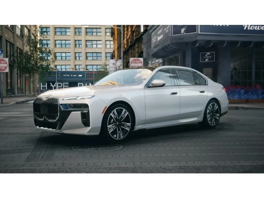 2025 Bmw 760i xDrive photo 1