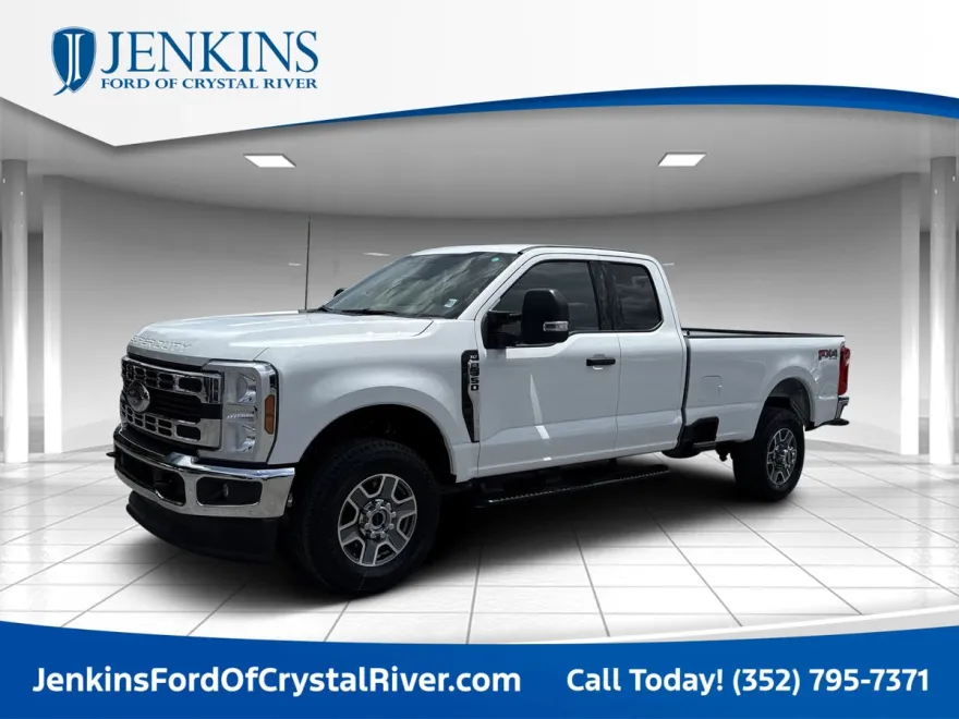 2025 Ford F-350 XLT photo 1