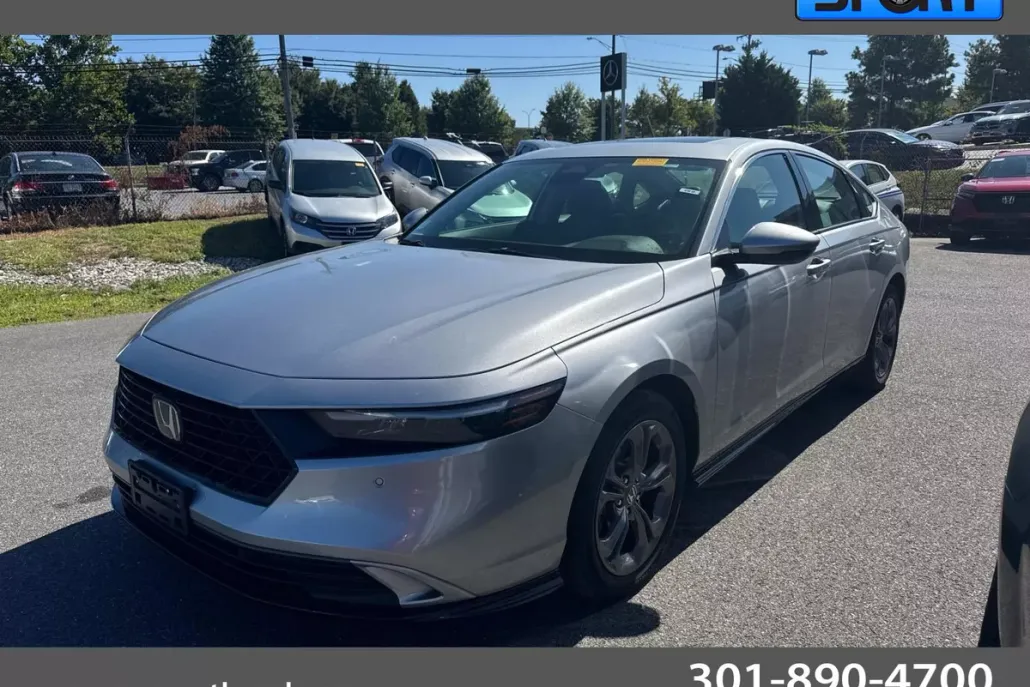 2023 Honda Accord Hybrid EX-L photo 1