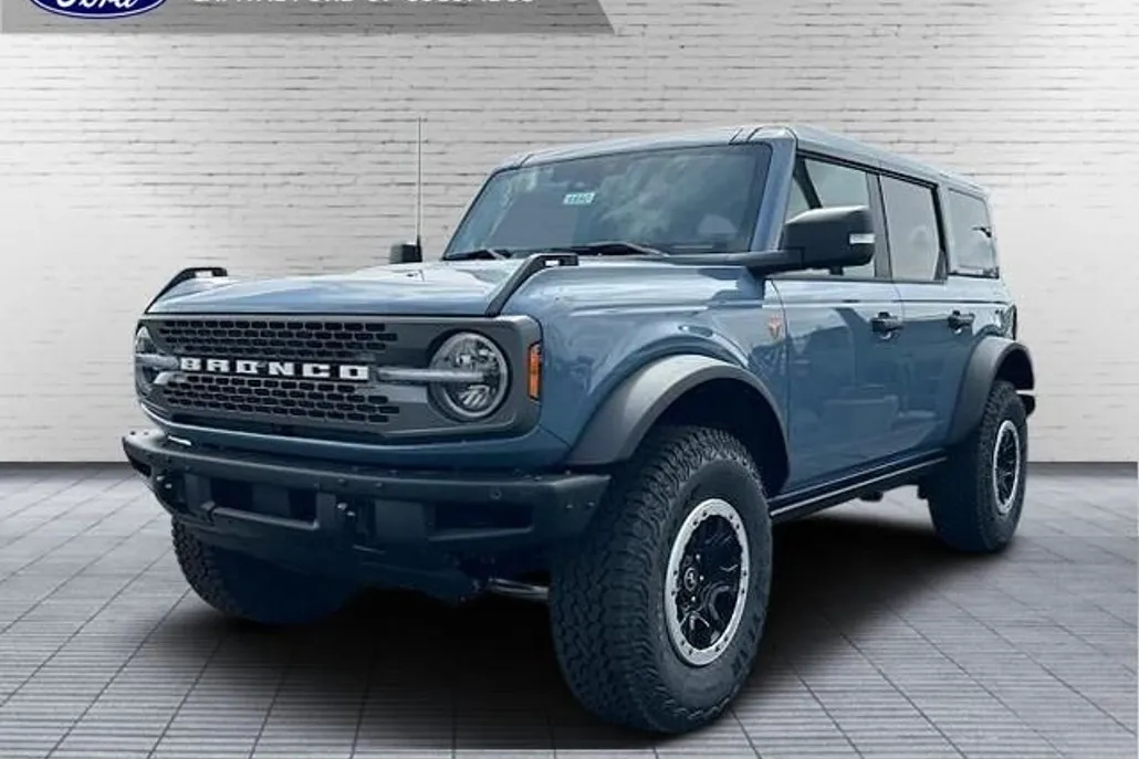 2025 Ford Bronco Badlands photo 1