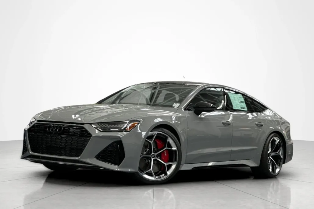 2025 Audi RS 7 Performance photo 1