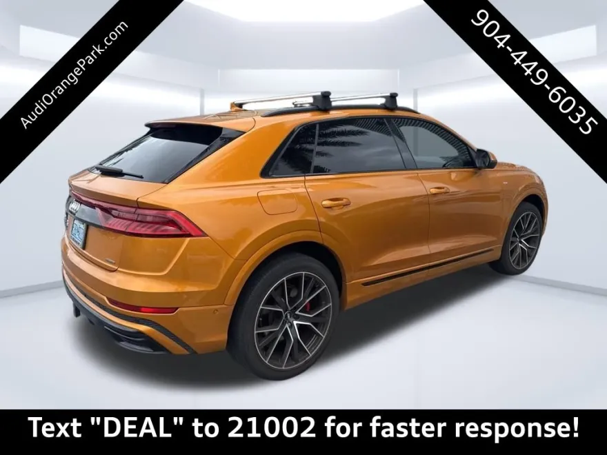2020 Audi Q8 55 Prestige photo 1