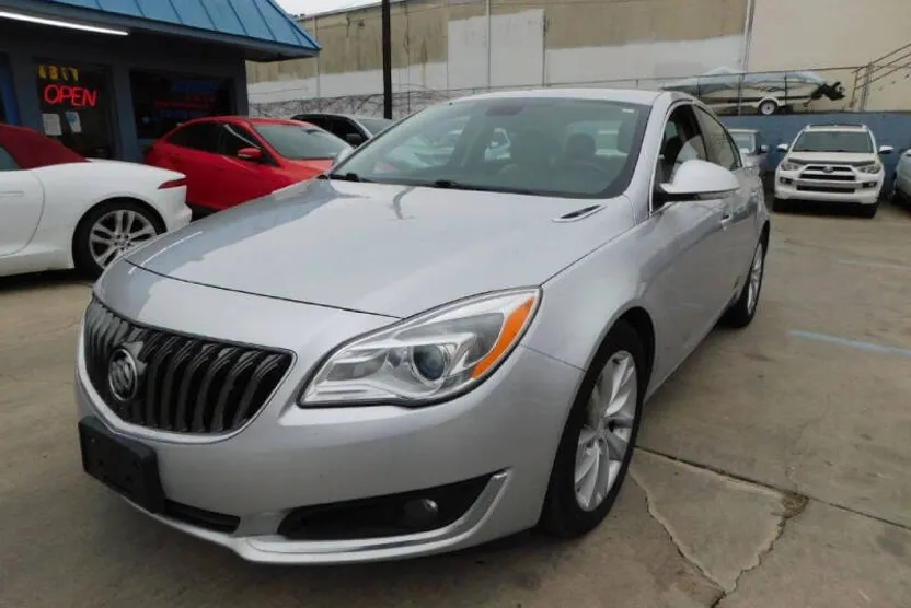 2016 Buick Regal Premium I photo 1