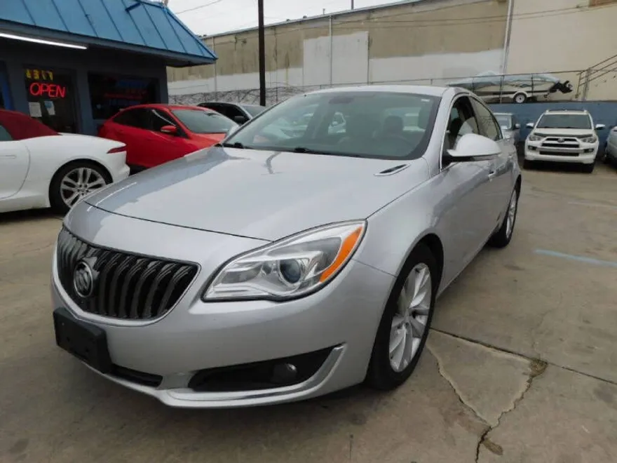 2016 Buick Regal Premium I photo 1