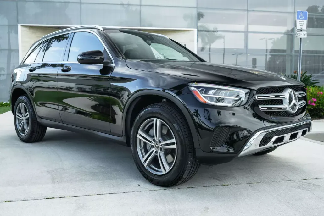 2020 Mercedes Benz GLC 300 photo 1