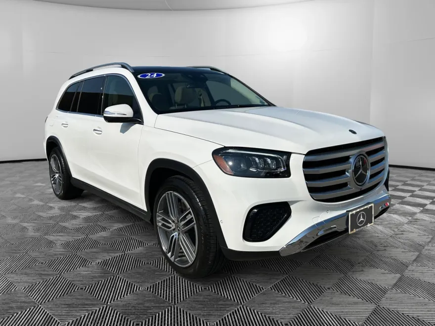 2024 Mercedes Benz GLS 450 4MATIC photo 1